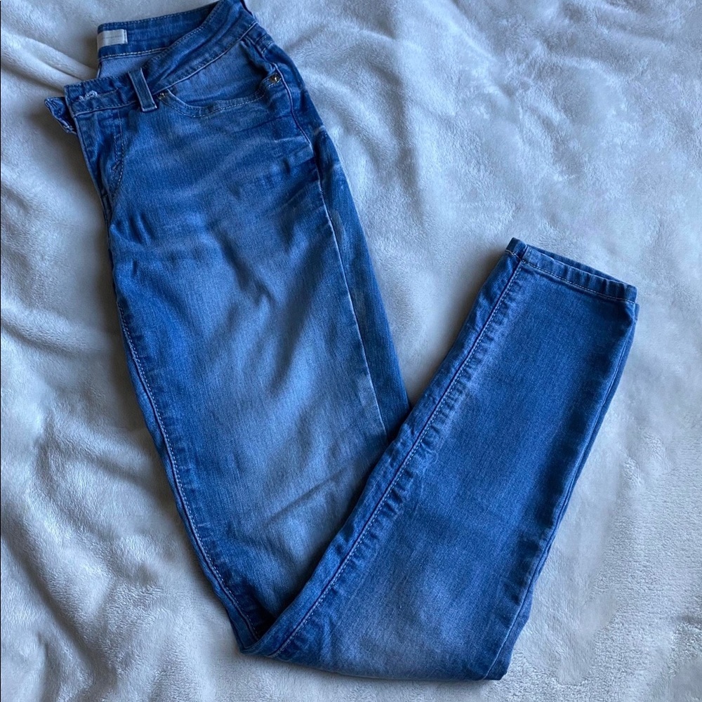 Levi’s Stretchy Skinny Jeans